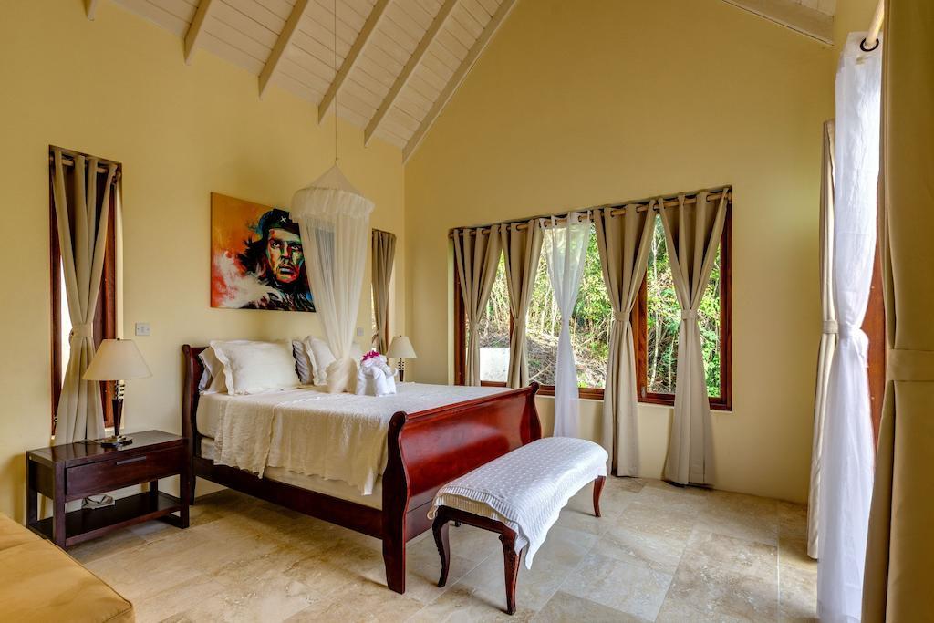 Sadewa Villa Port Elizabeth Room photo